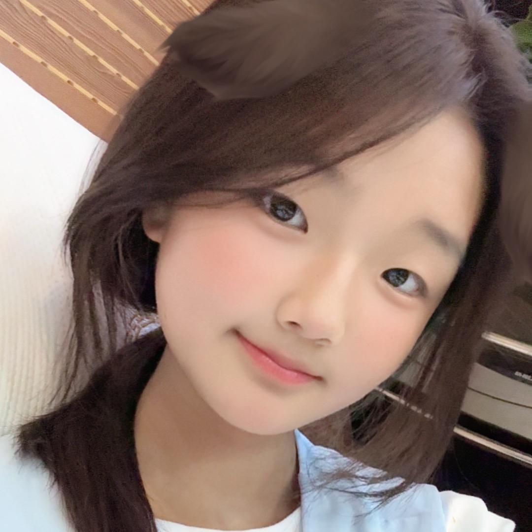 黄怡茜
