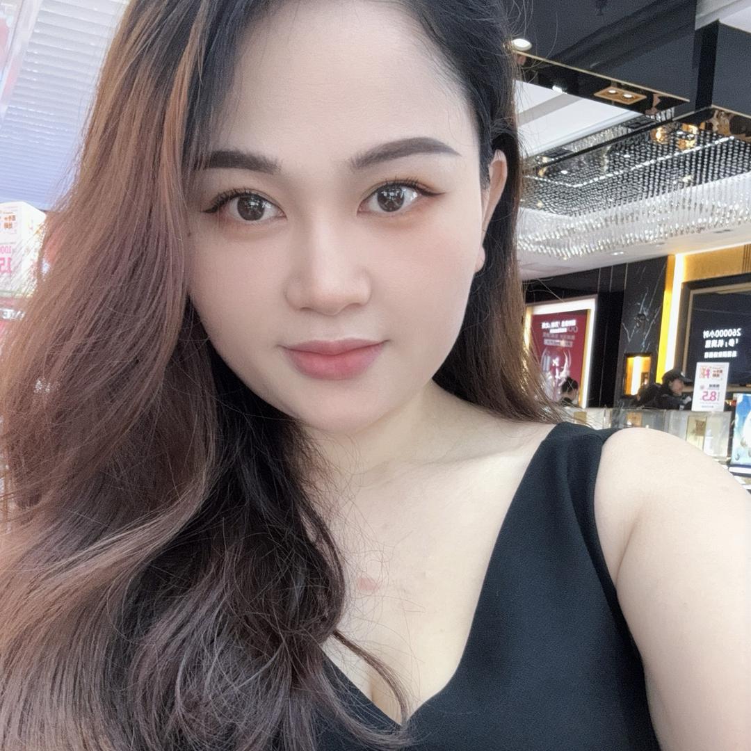 莉莉