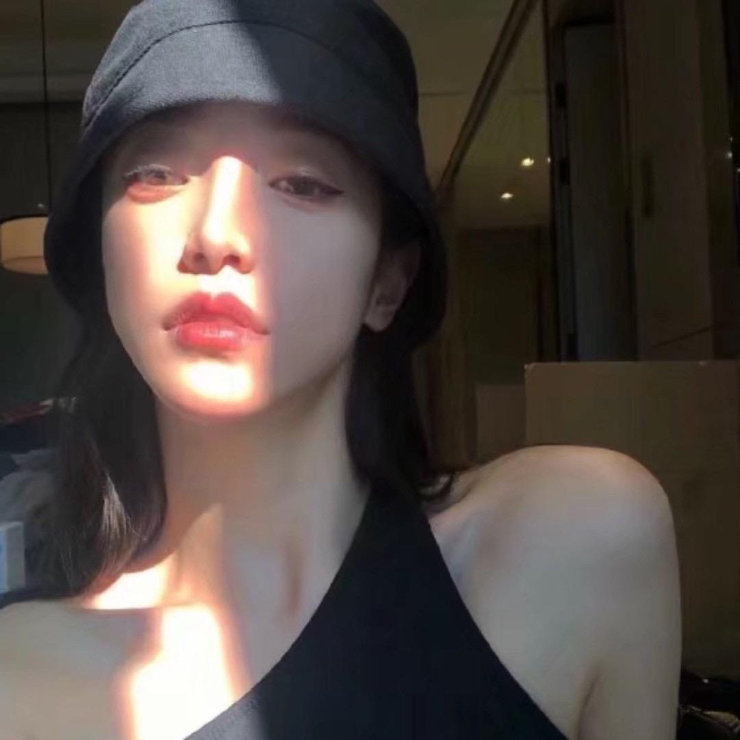 祥云钟鼓楼西街四月优品店