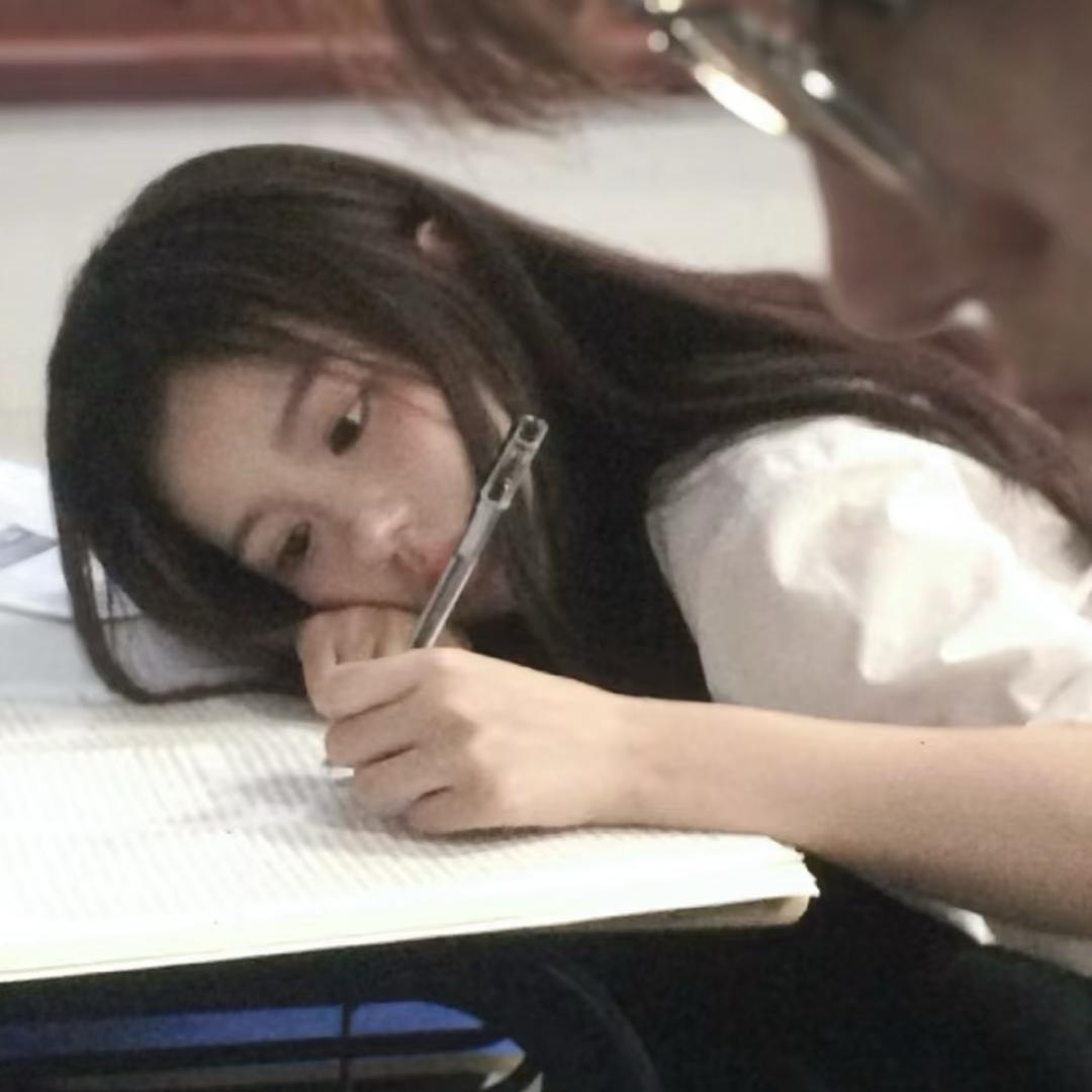 豆奶撒撒了.