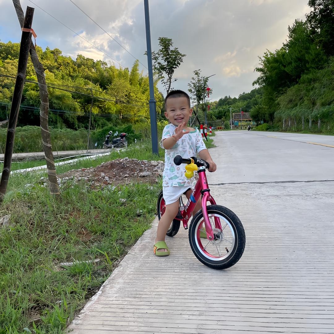 杨杨（杨俣俣）