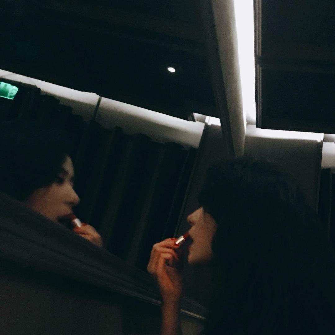 喜鹊赳赳