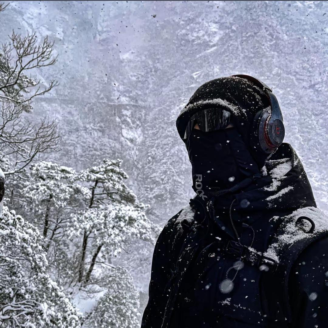 哈尔滨雪乡领队-火炬