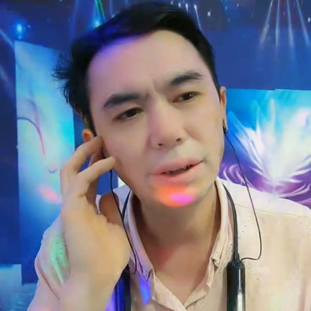 康哥爱唱歌🎤