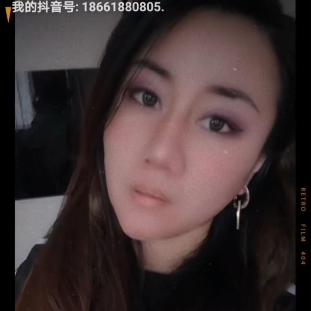 招财猫的小铃铛