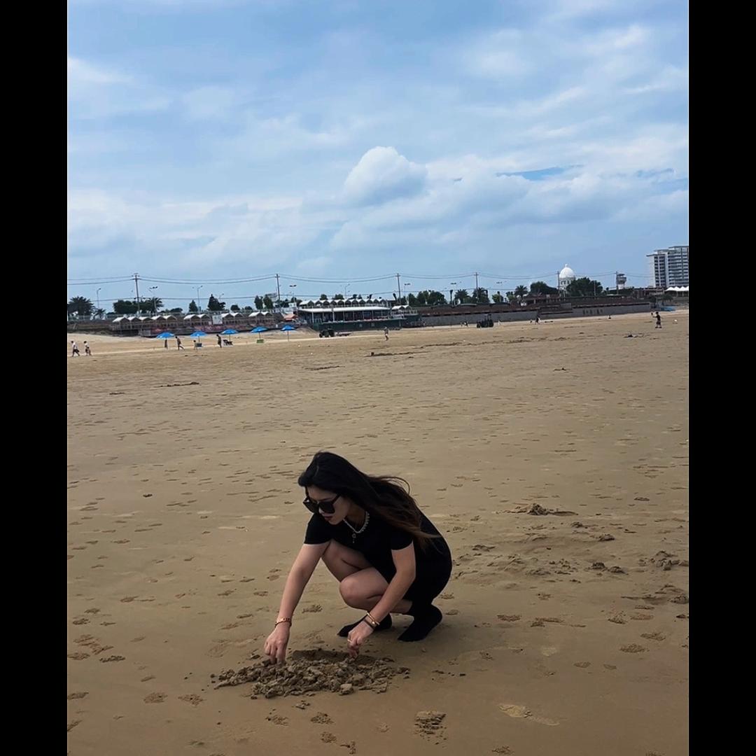 西刘集速造美人女装童装