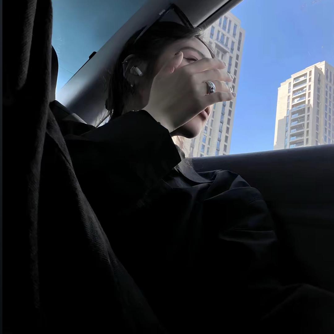 不想说话