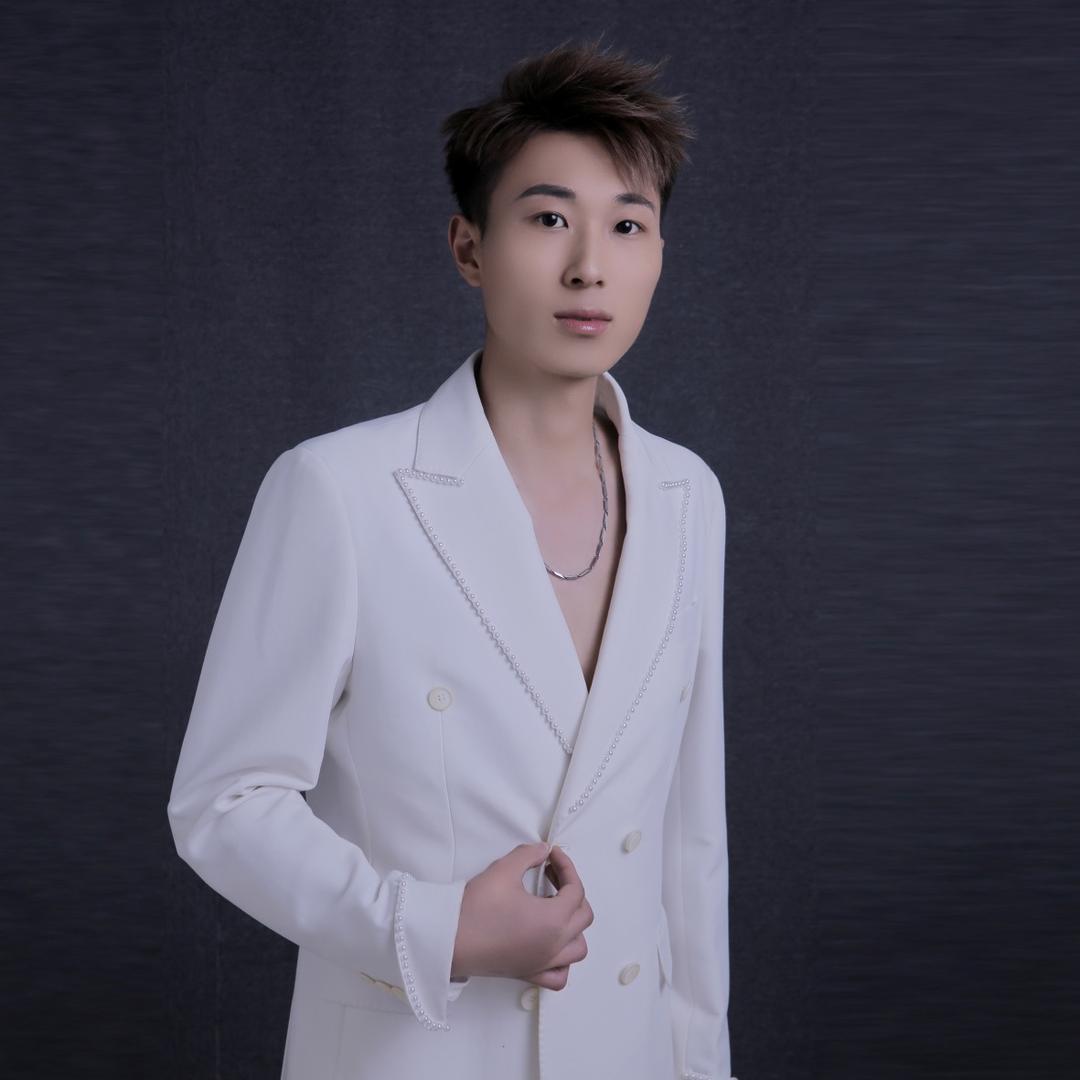 AM·发型设计⁻萌萌HAIR®