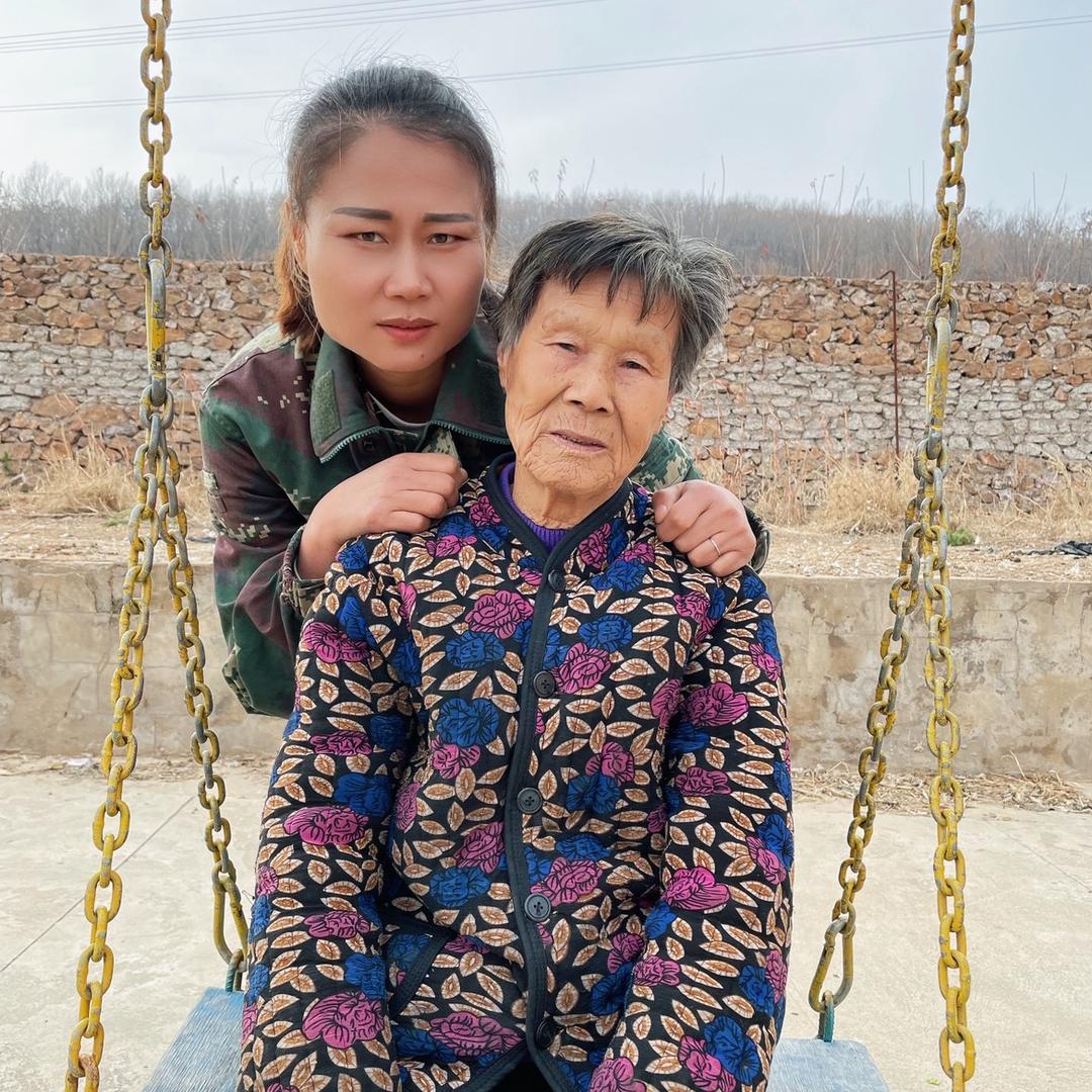 老梁乡村生活