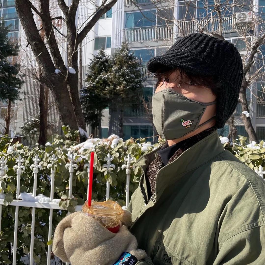 Yvonne（接BTS世巡原价🎫版