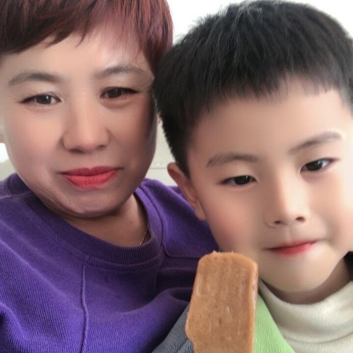 岳英
