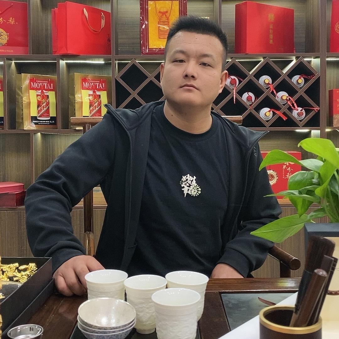 佳佳商贸—高总