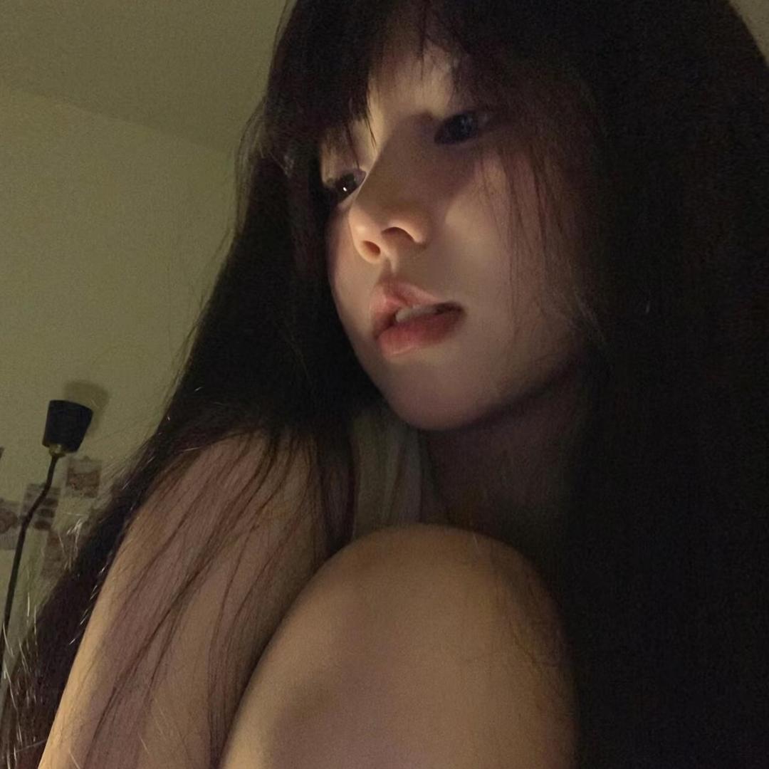 女1