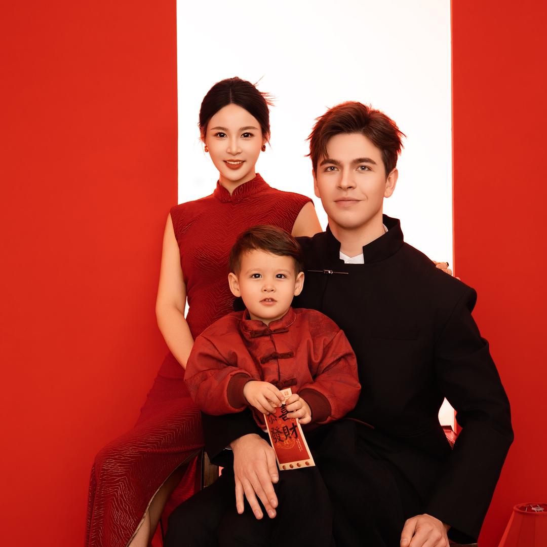 艾斯混血夫妇
