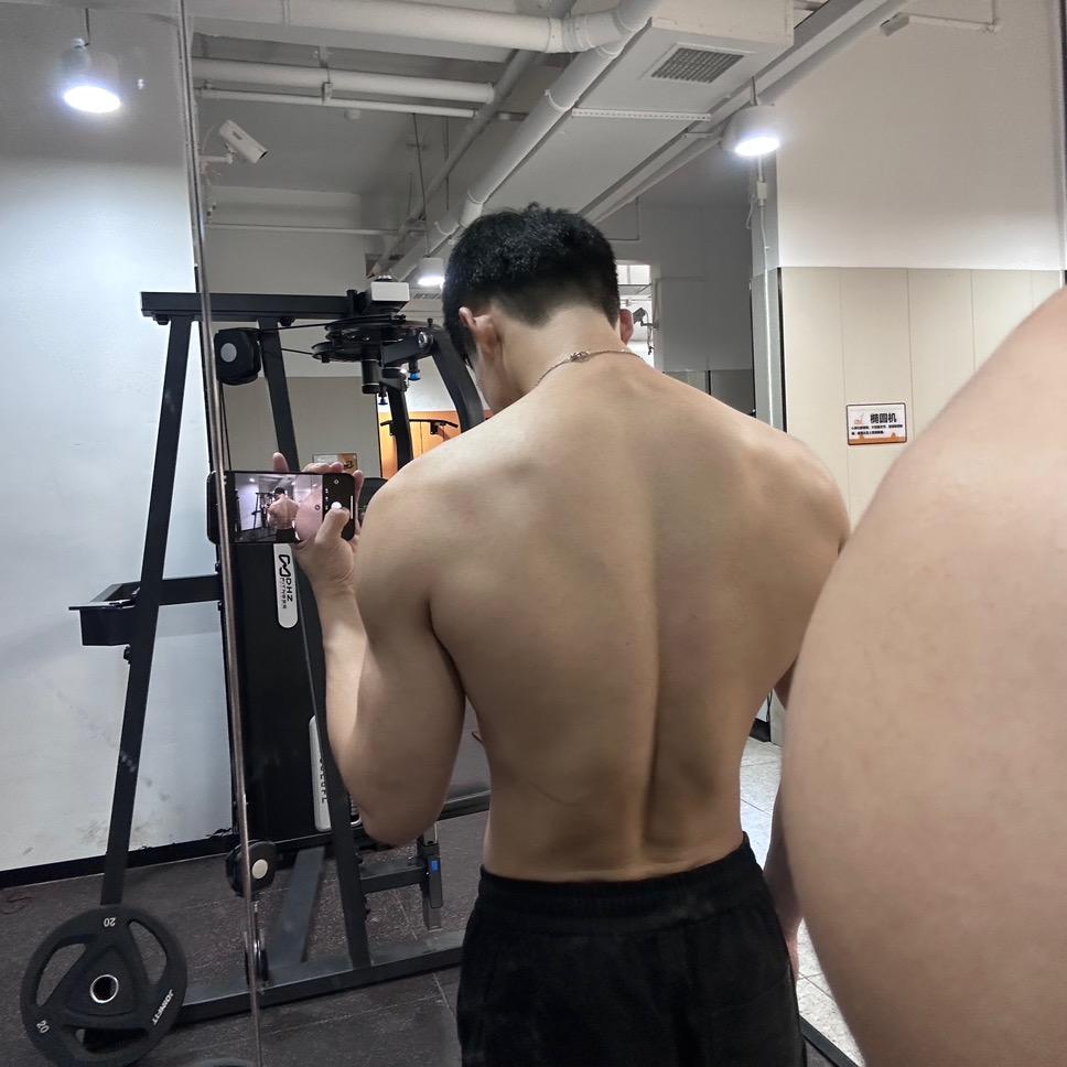 男高