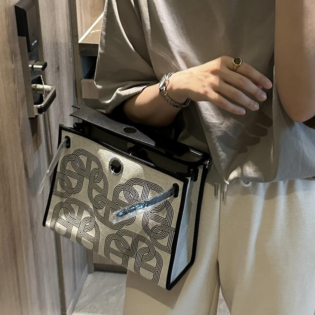 纳万 轻奢女包