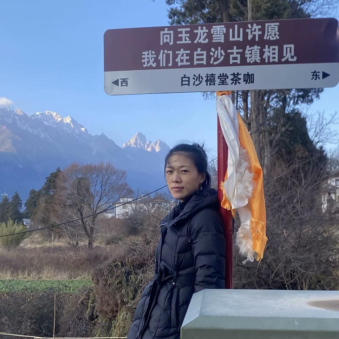 佛系的小妞