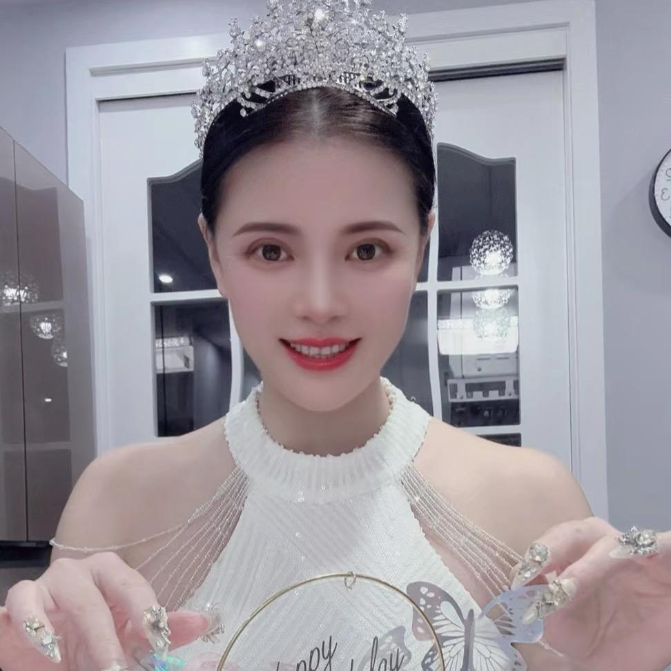 开揽胜的女人《90后台州人》