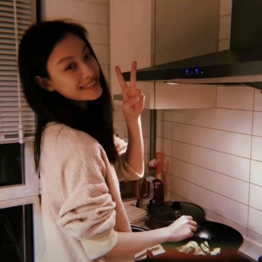 裕的-