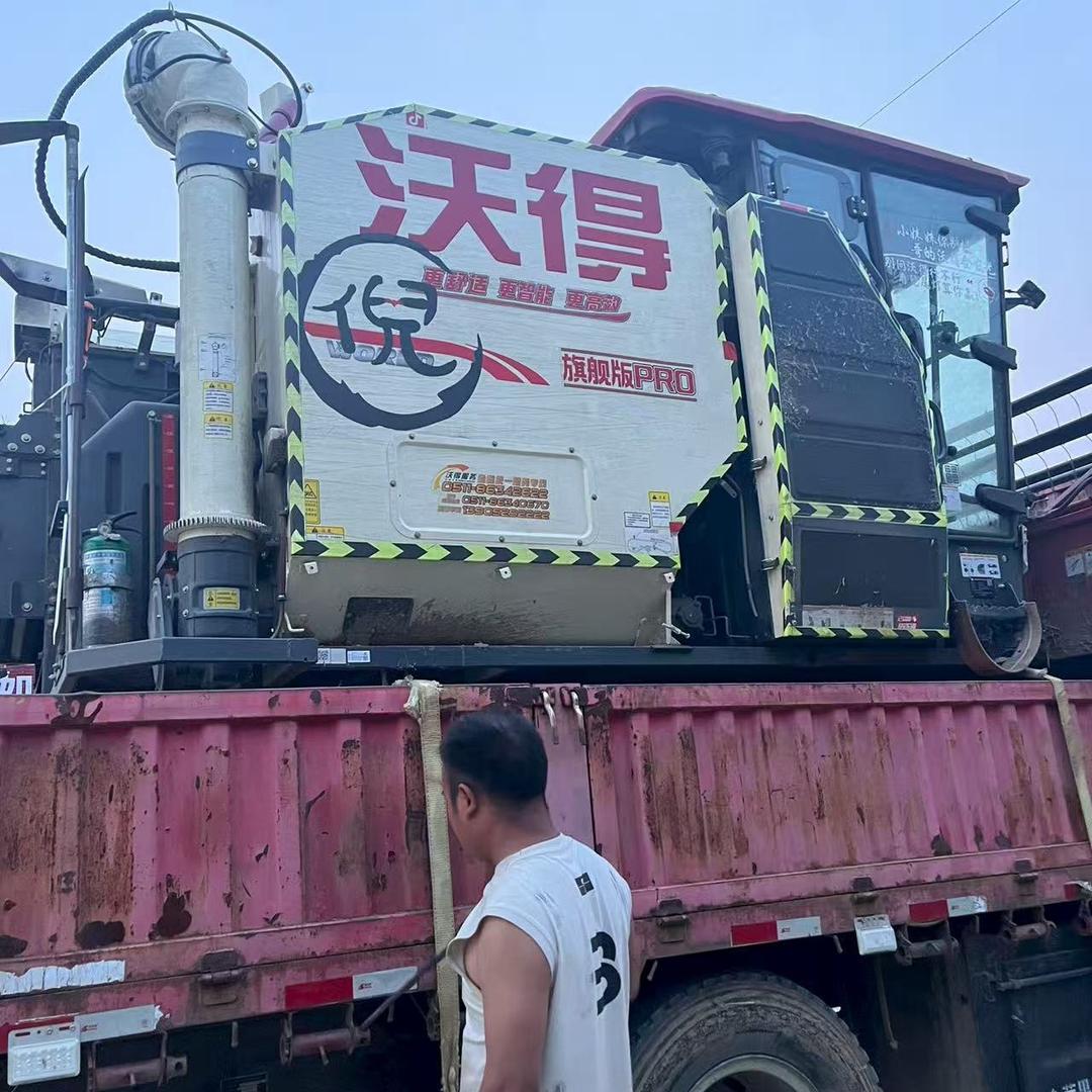 小倪跨区收割团队