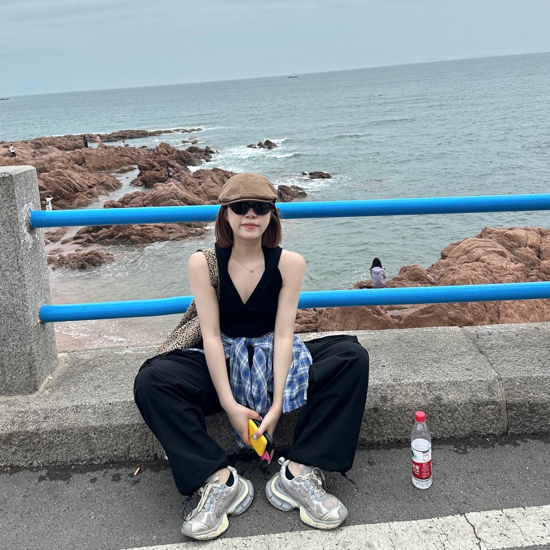 @婉.