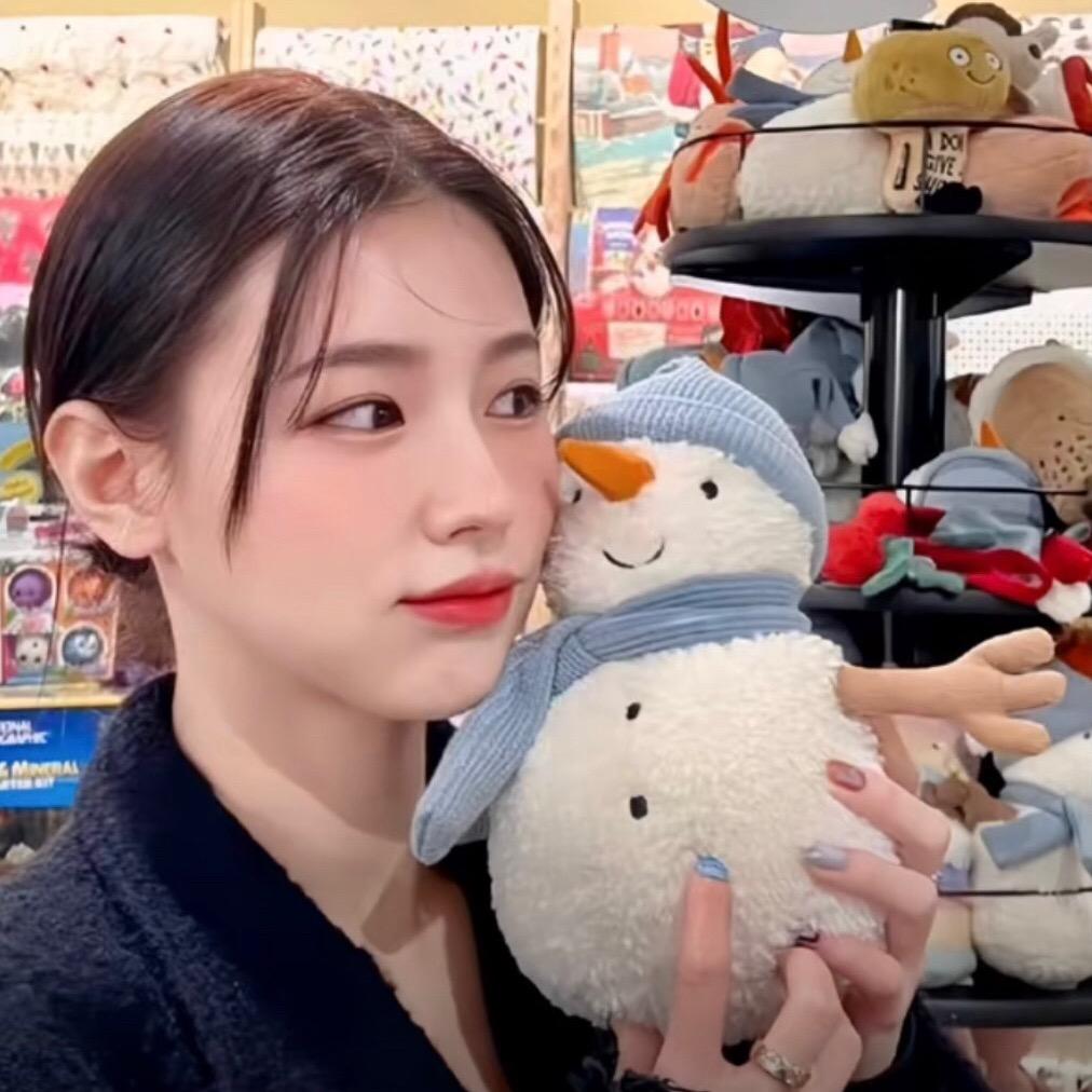 一颗彩虹糖🌈
