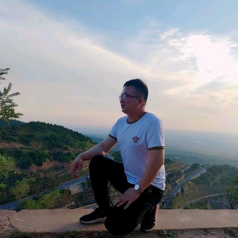 雄四很努力
