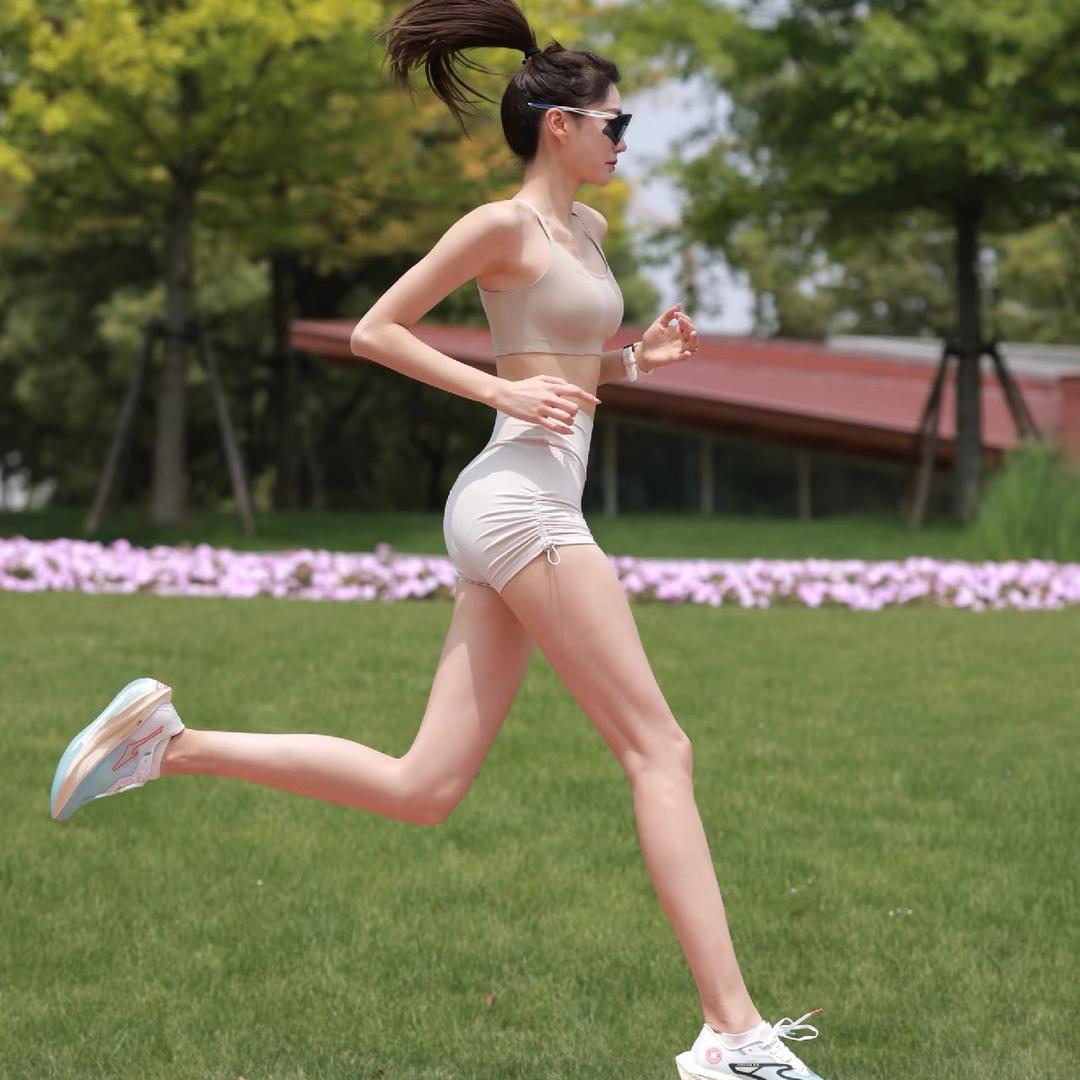 爱跑步的小周💫