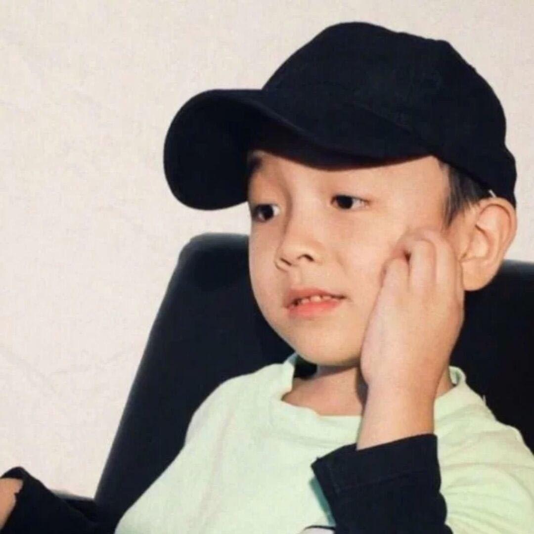 什么相机拍的💢