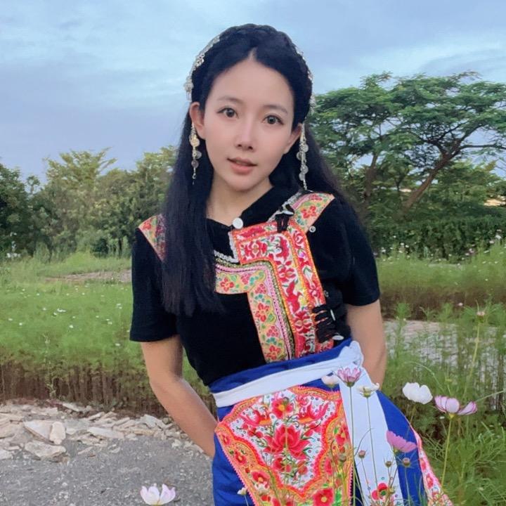 霖。。彝