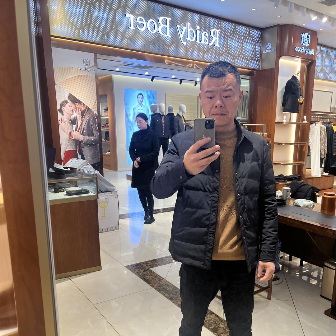 雷河大排档