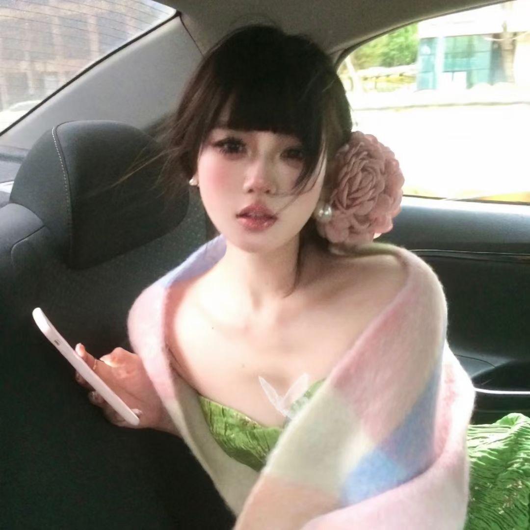 爱吃泡芙
