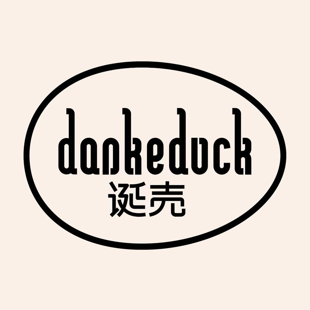 诞壳老板娘