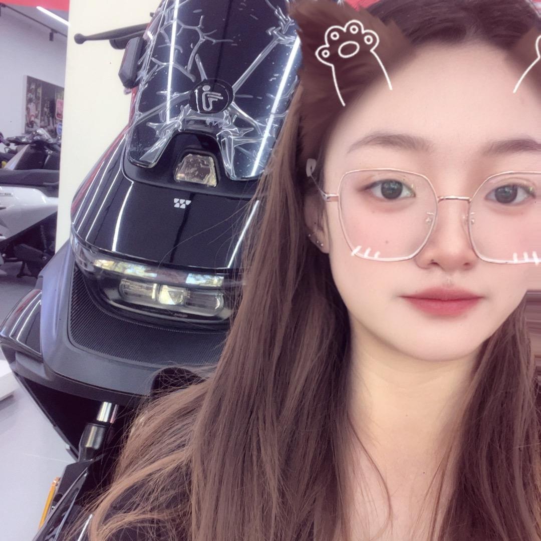 ❦
