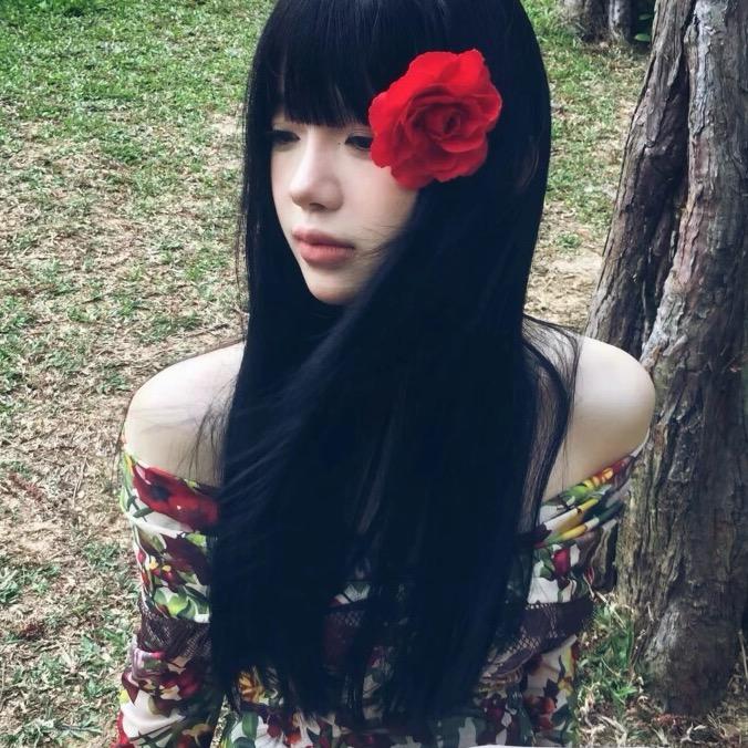 ꉂ ･ ･ ☆
