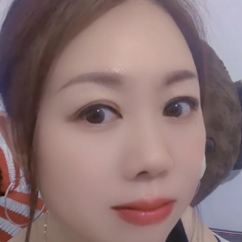 小艳子（每晚8点直播）