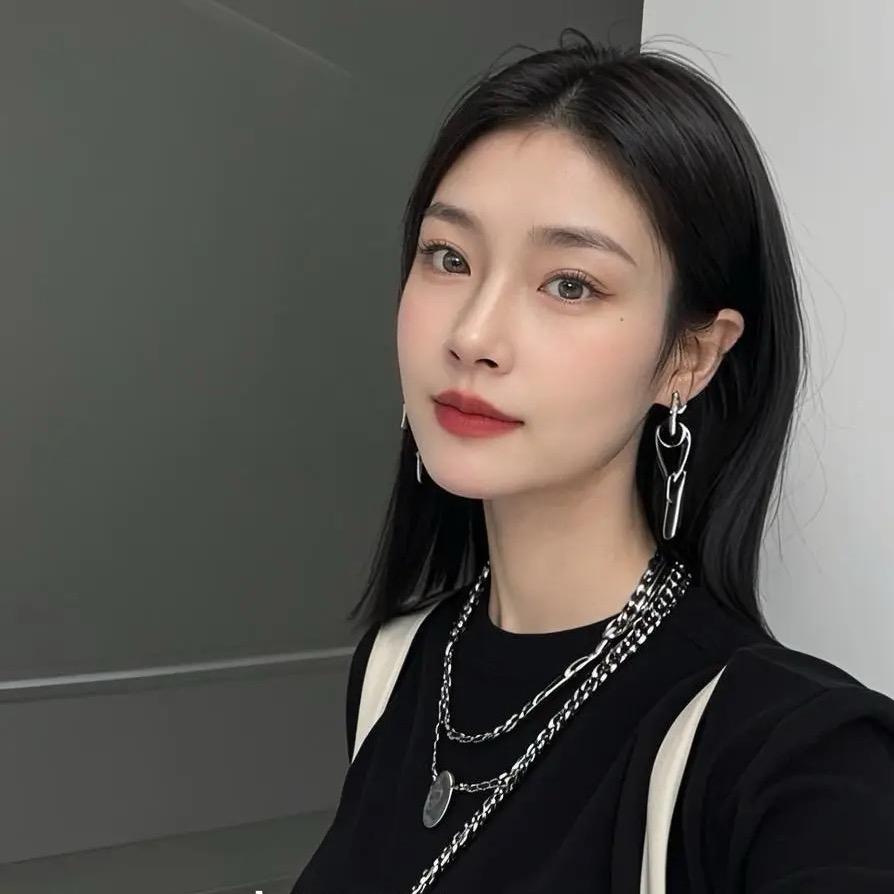 化妆师小霞 夕颜·婚纱馆主理人