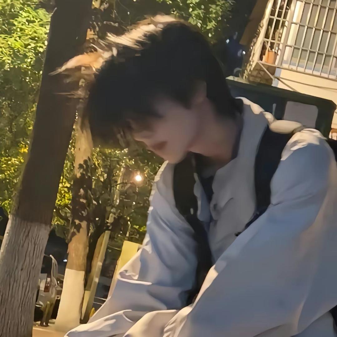 除了想睡觉就是想困gao