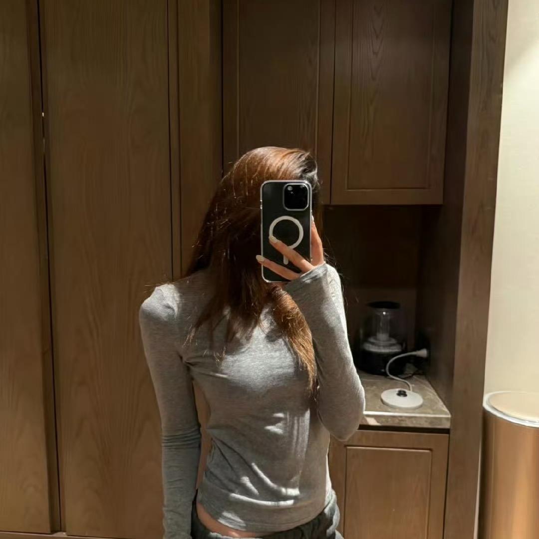 雍雍.《哈哈锅庄团队》