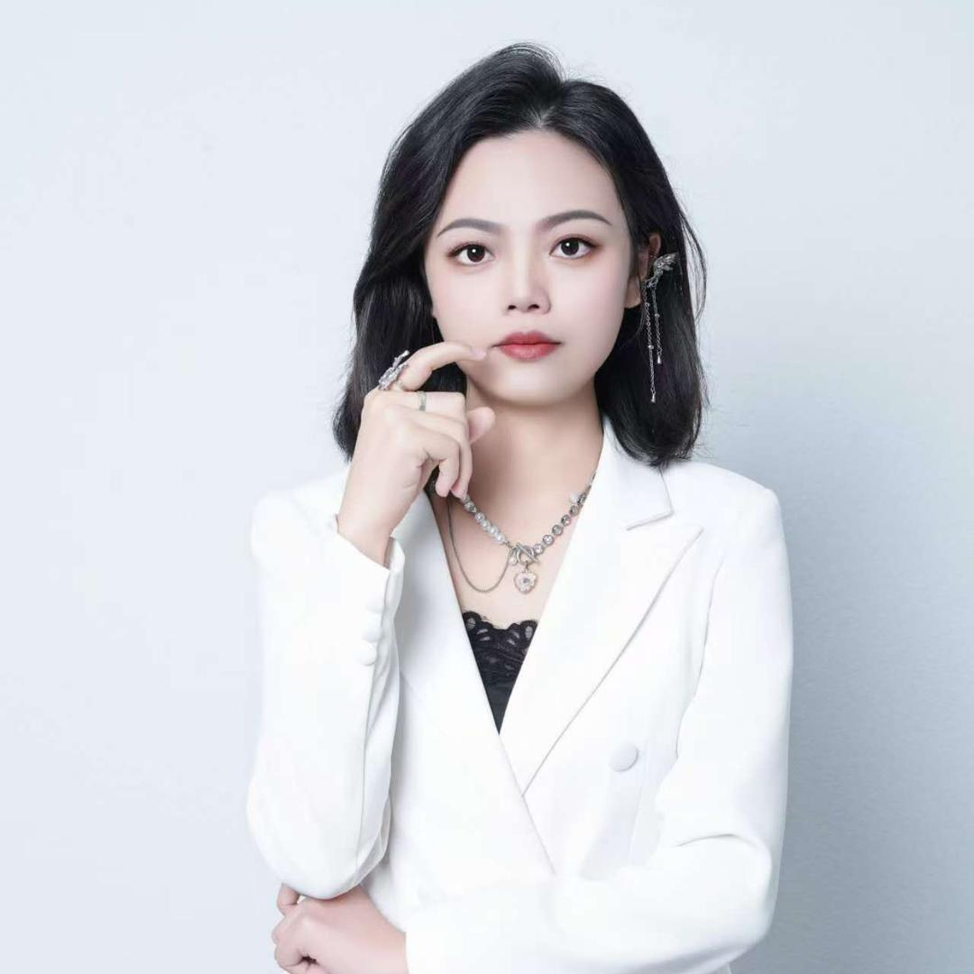 陵水画眉毛的彩彩