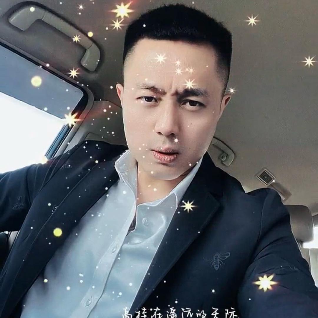 砂石小伙