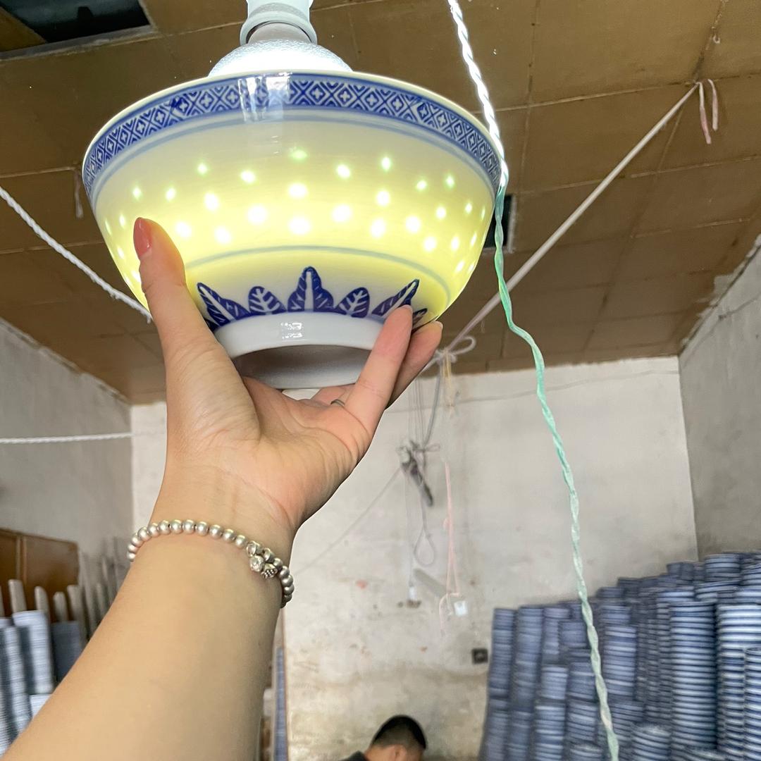 景德镇青花玲珑瓷