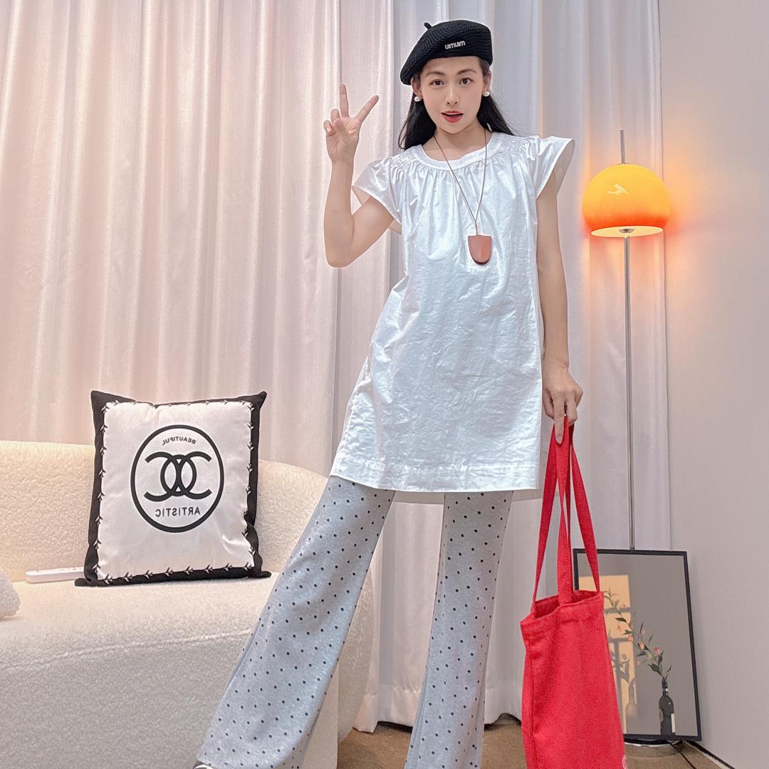 莉莉的孕期穿搭