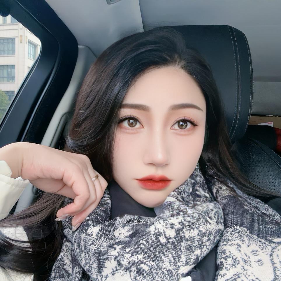 迷人的娜娜