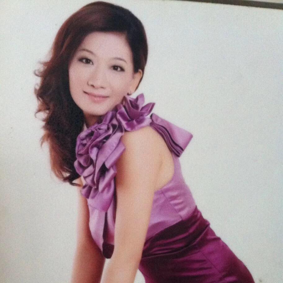 紫蝶影