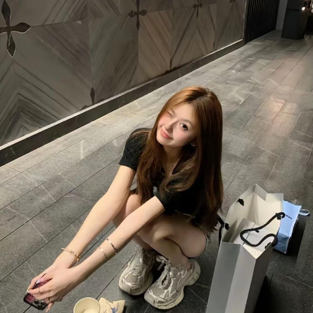打了个格er