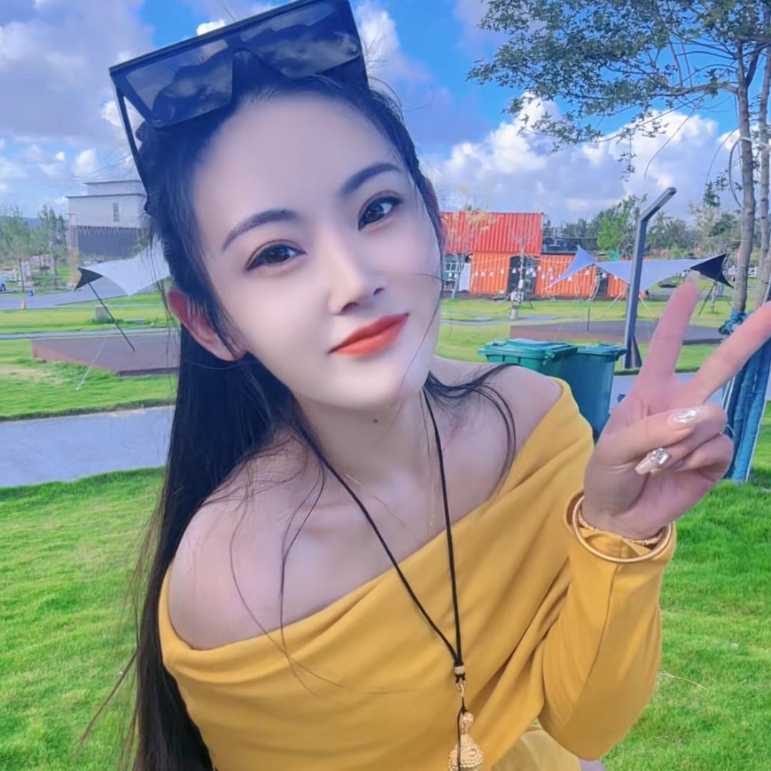 AA🐍美貌如花