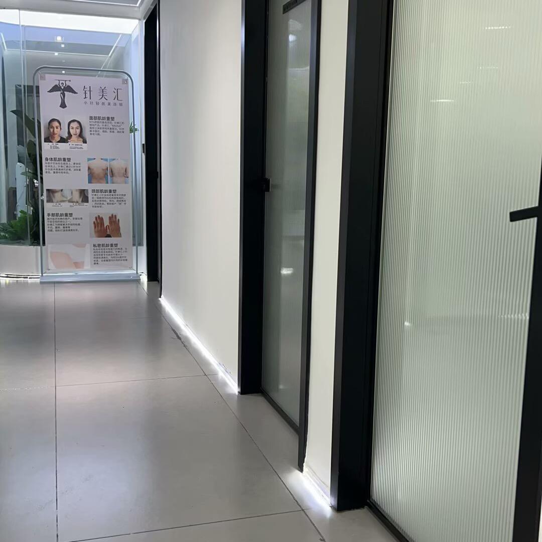 别捏我脸ˡᵃʕ̯•͡˔•̯᷅