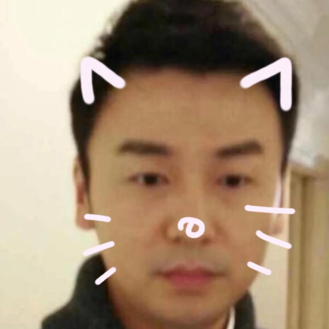 一朵风中摇曳的陈俊生