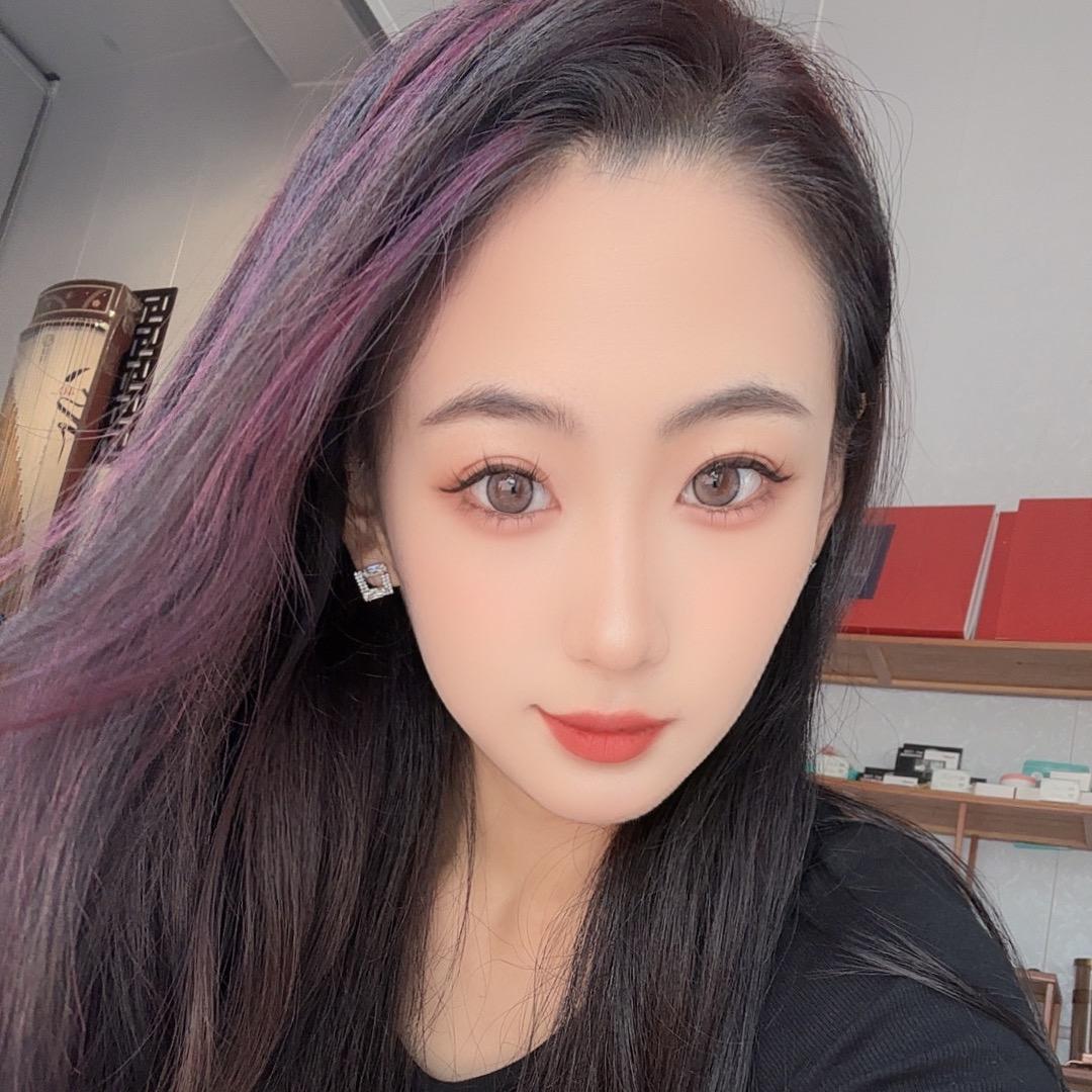 草莓田田圈 ༄🍒